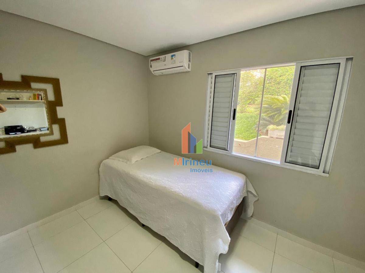 Casa de Condomínio à venda com 3 quartos, 300m² - Foto 32