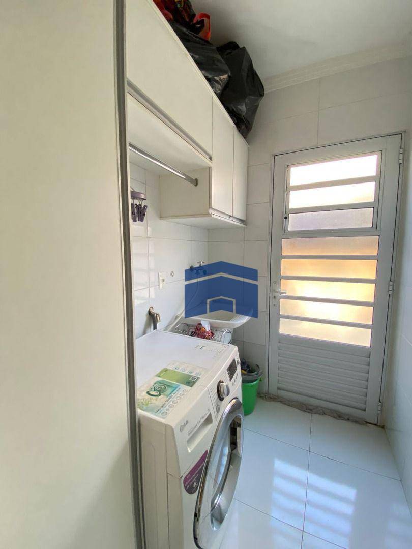 Sobrado à venda com 3 quartos, 141m² - Foto 3