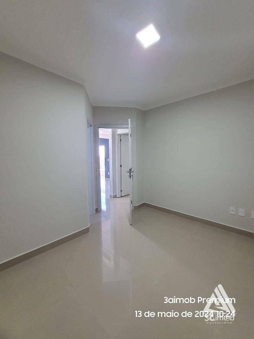 Apartamento para alugar com 2 quartos, 68m² - Foto 19