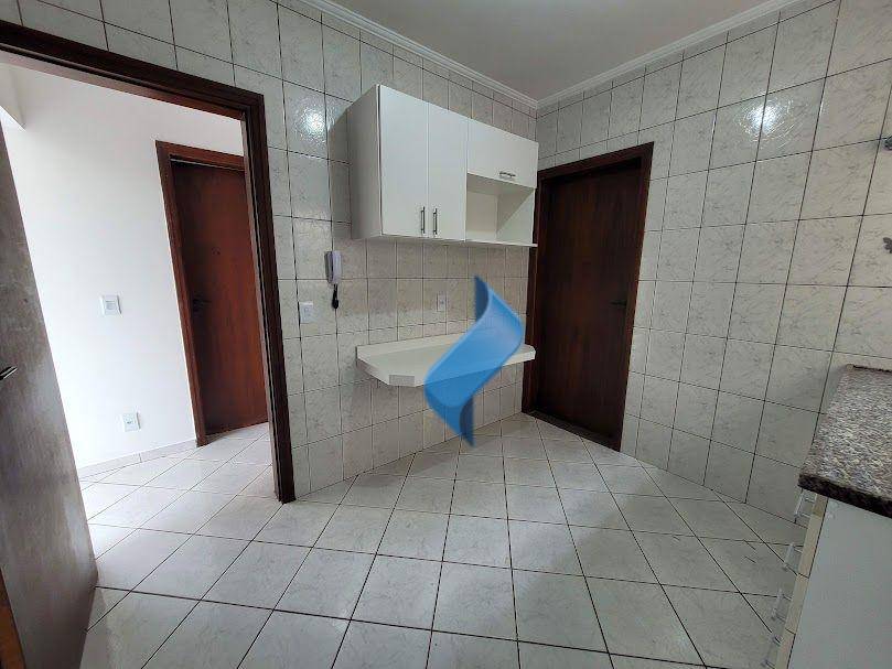 Apartamento para alugar com 1 quarto, 50m² - Foto 14