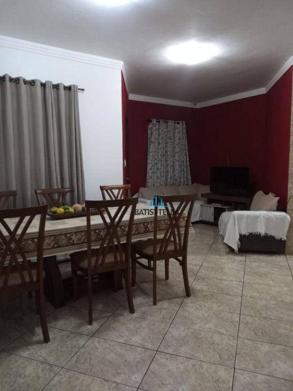 Casa à venda com 3 quartos, 90m² - Foto 12