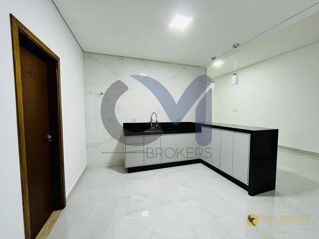 Casa de Condomínio à venda e aluguel com 3 quartos, 200m² - Foto 2