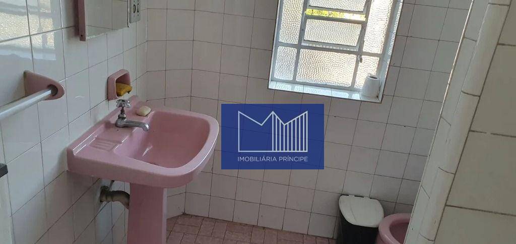 Casa para alugar com 2 quartos, 110M2 - Foto 3