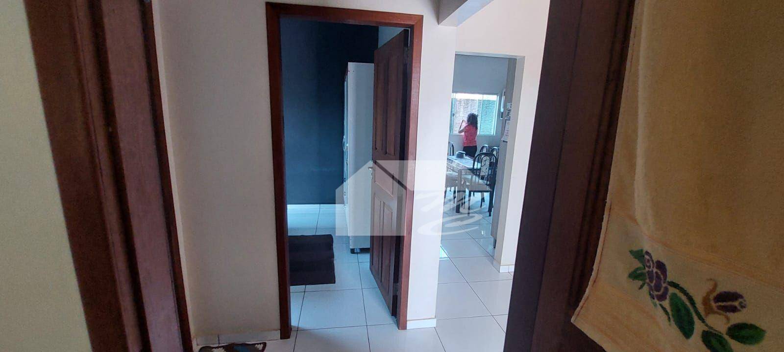 Casa à venda com 2 quartos, 84m² - Foto 13