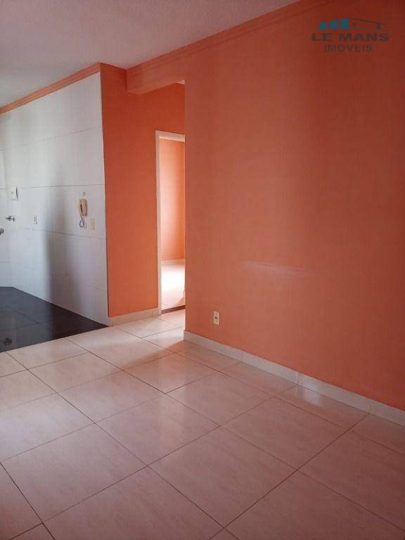 Apartamento à venda com 2 quartos, 48m² - Foto 5