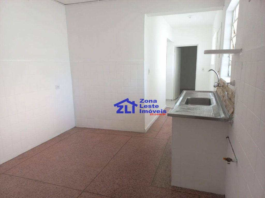 Apartamento para alugar com 3 quartos, 80m² - Foto 6