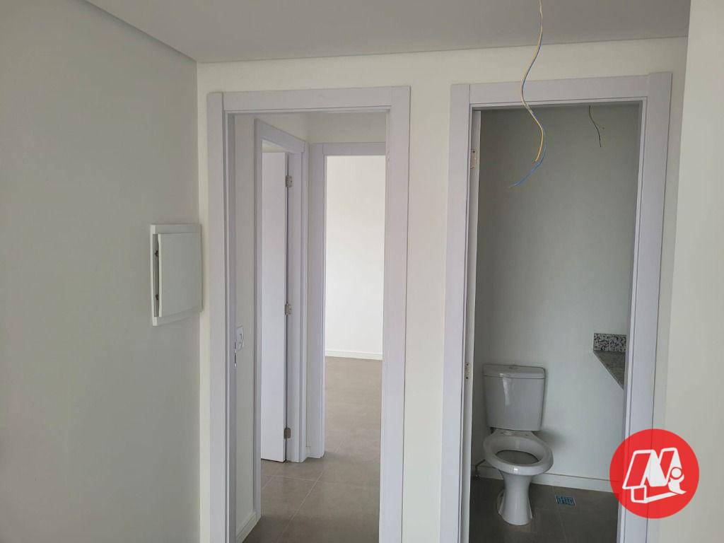 Apartamento para alugar com 2 quartos, 85m² - Foto 8