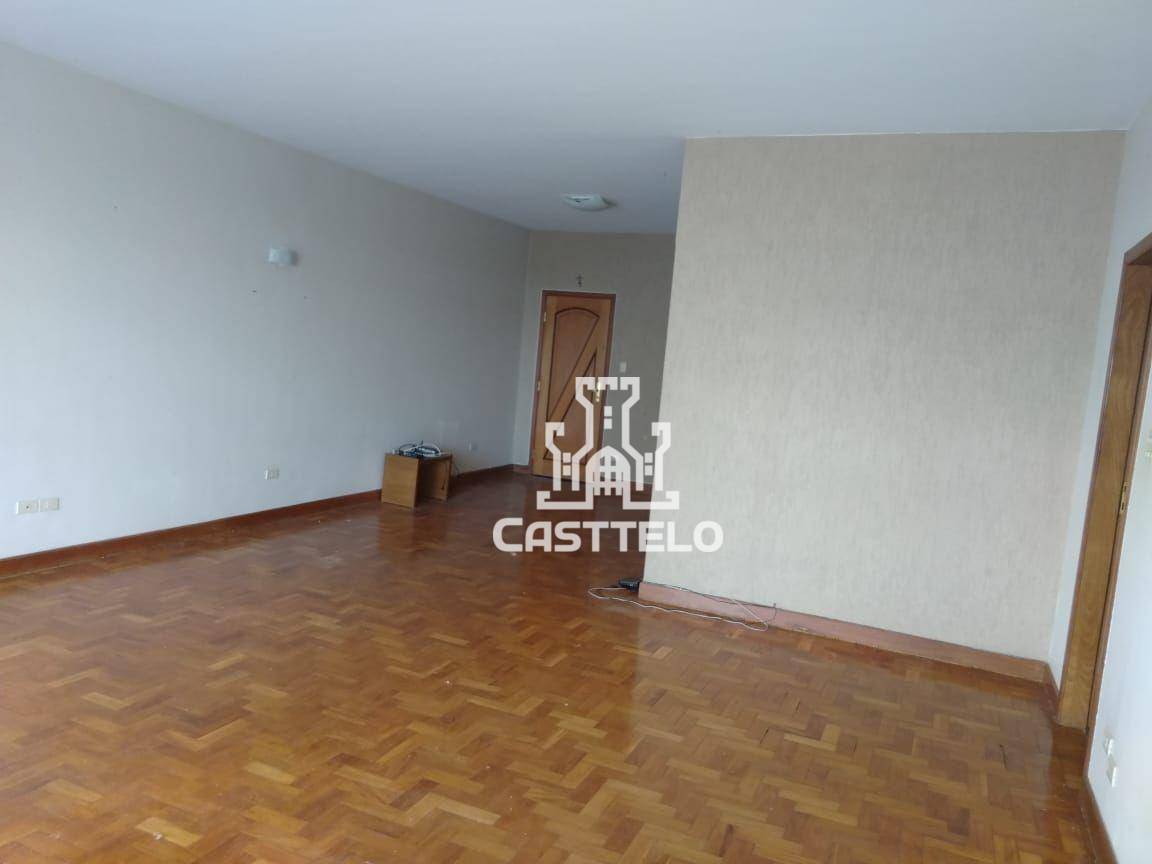 Apartamento à venda com 3 quartos, 177m² - Foto 2