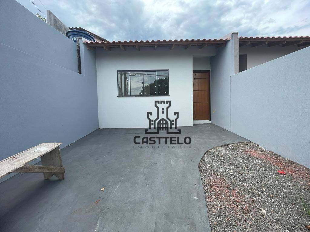 Casa à venda com 2 quartos, 70m² - Foto 3