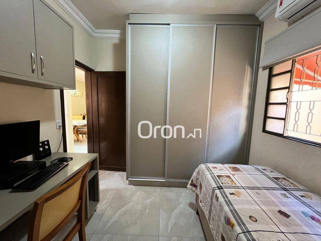 Casa à venda com 3 quartos, 100m² - Foto 7