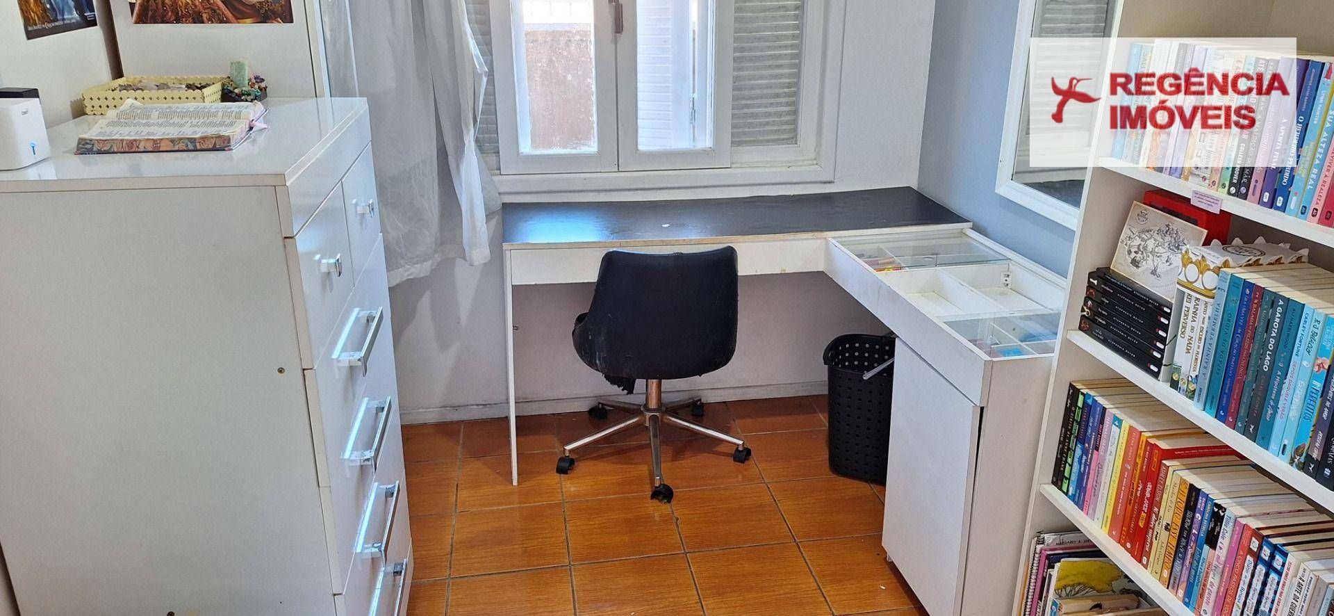 Casa à venda com 3 quartos, 220m² - Foto 15