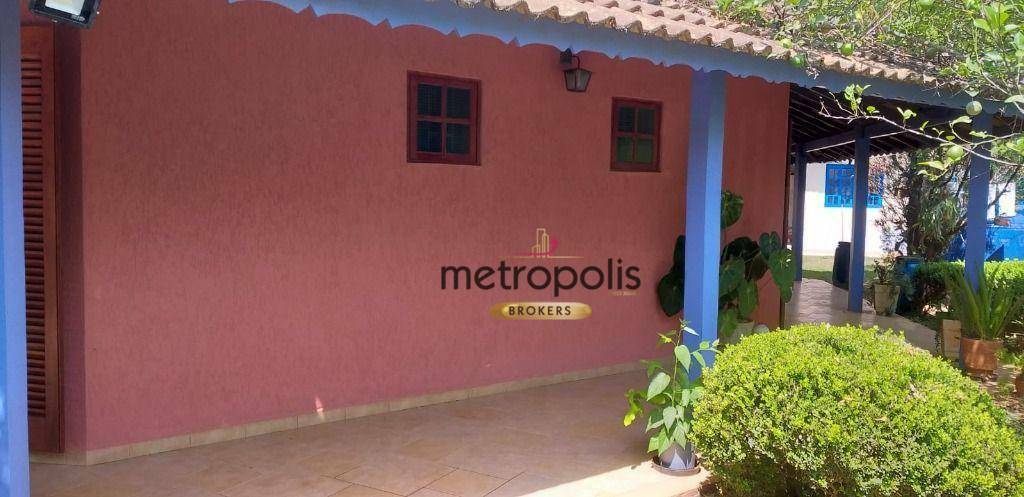 Chácara à venda com 4 quartos, 248m² - Foto 11