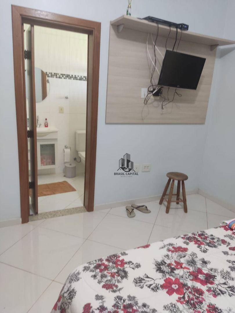 Chácara à venda com 8 quartos, 332m² - Foto 30