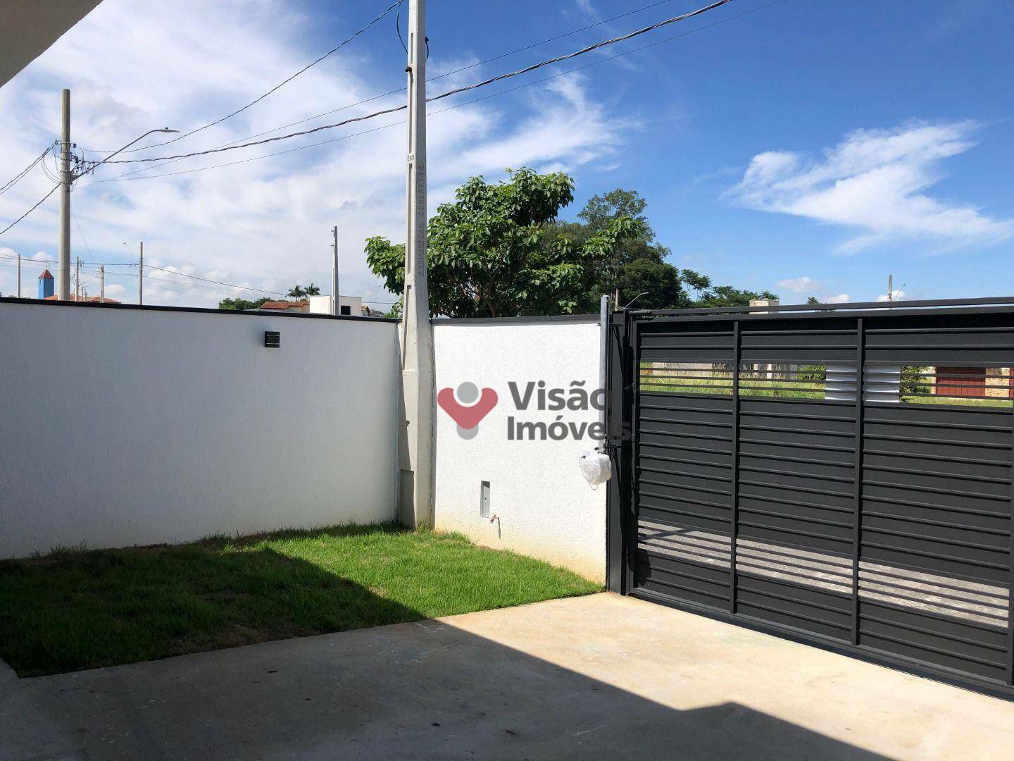 Casa à venda com 3 quartos, 96m² - Foto 3