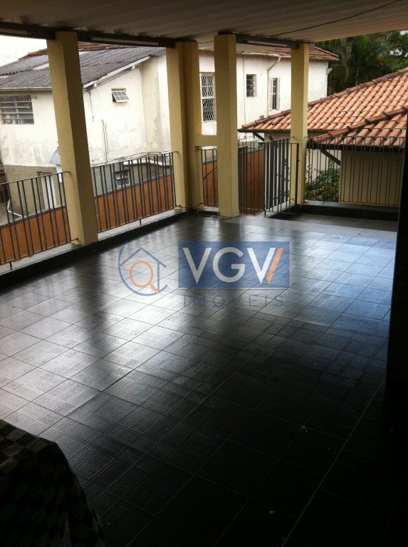 Casa à venda com 3 quartos, 200m² - Foto 6