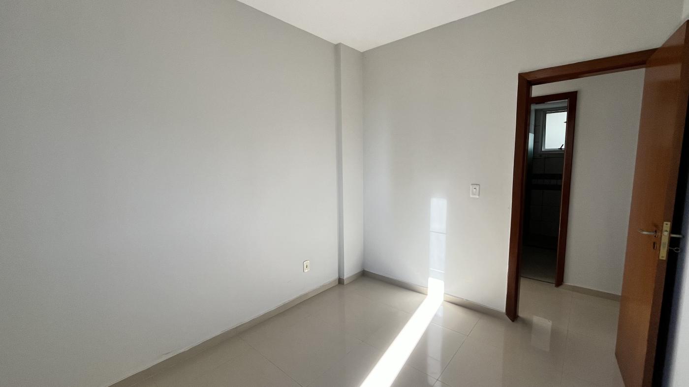 Apartamento à venda com 3 quartos, 77m² - Foto 21