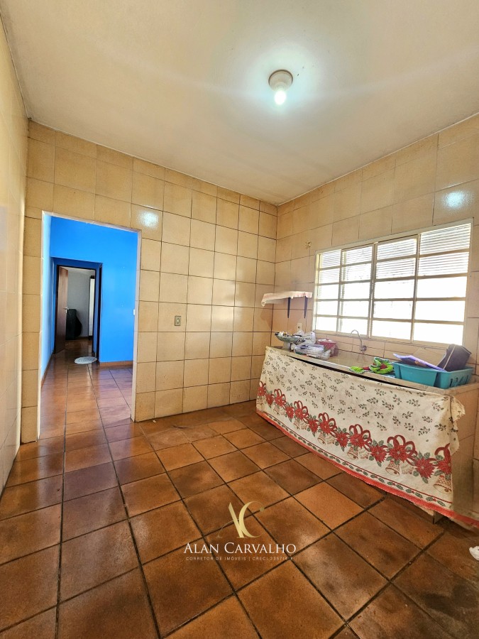 Casa à venda com 5 quartos, 300m² - Foto 25