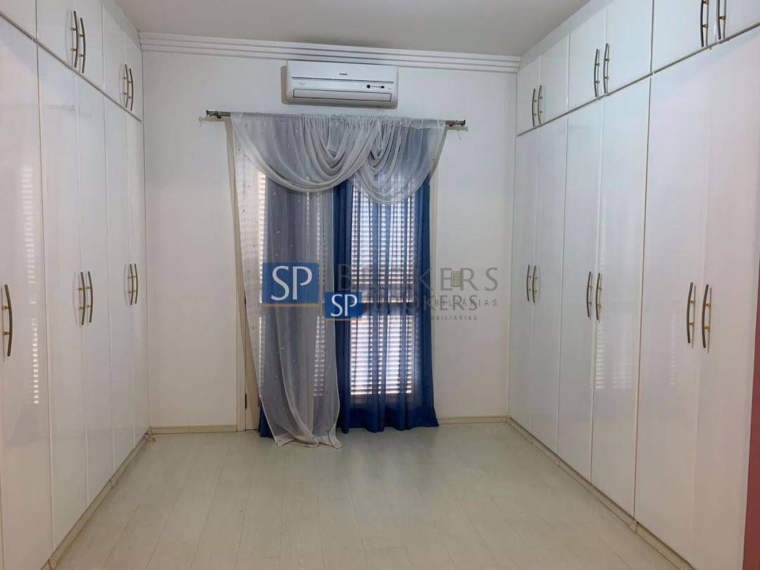 Casa de Condomínio à venda e aluguel com 5 quartos, 493m² - Foto 25