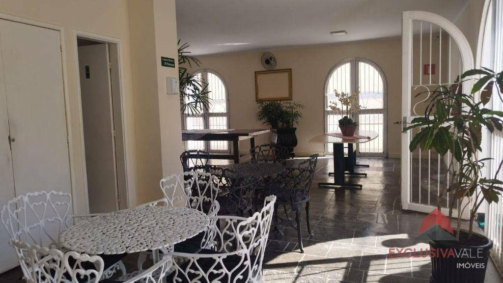 Apartamento à venda com 2 quartos, 80m² - Foto 1