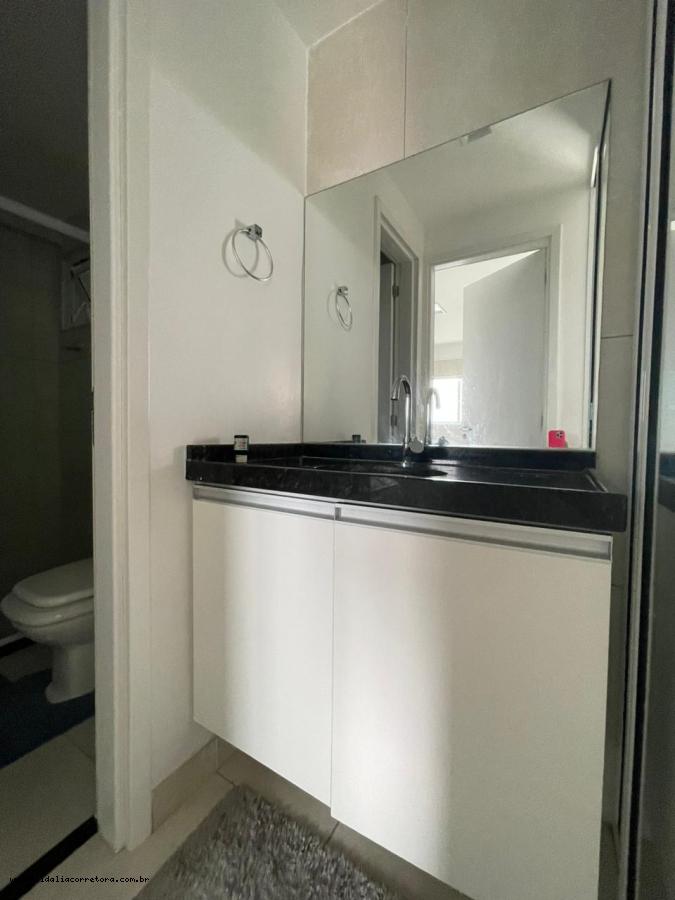 Apartamento para alugar com 1 quarto, 52m² - Foto 14