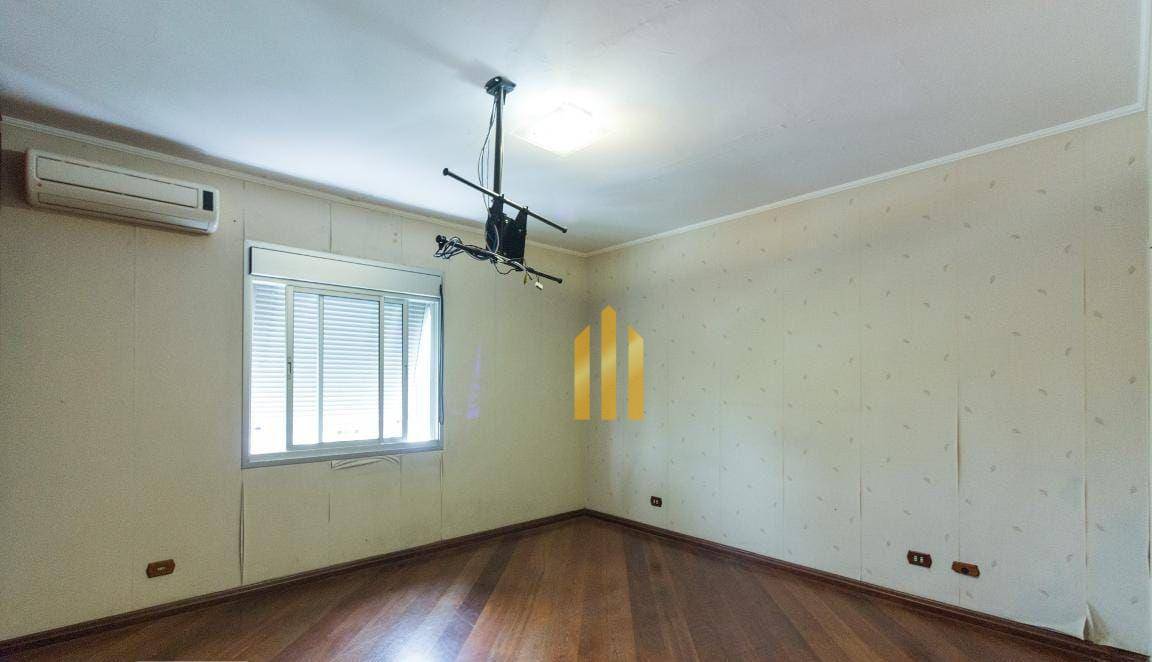 Sobrado à venda com 7 quartos, 360m² - Foto 47