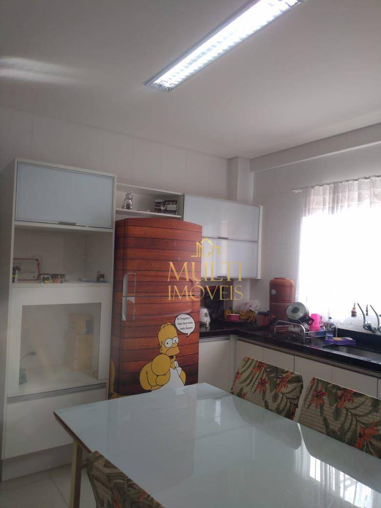 Sobrado à venda com 3 quartos, 160m² - Foto 11