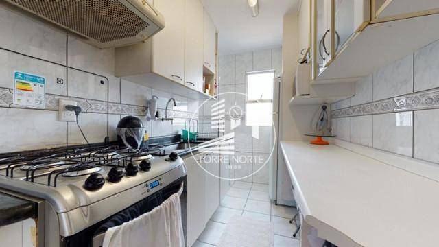 Apartamento à venda com 2 quartos, 62m² - Foto 7