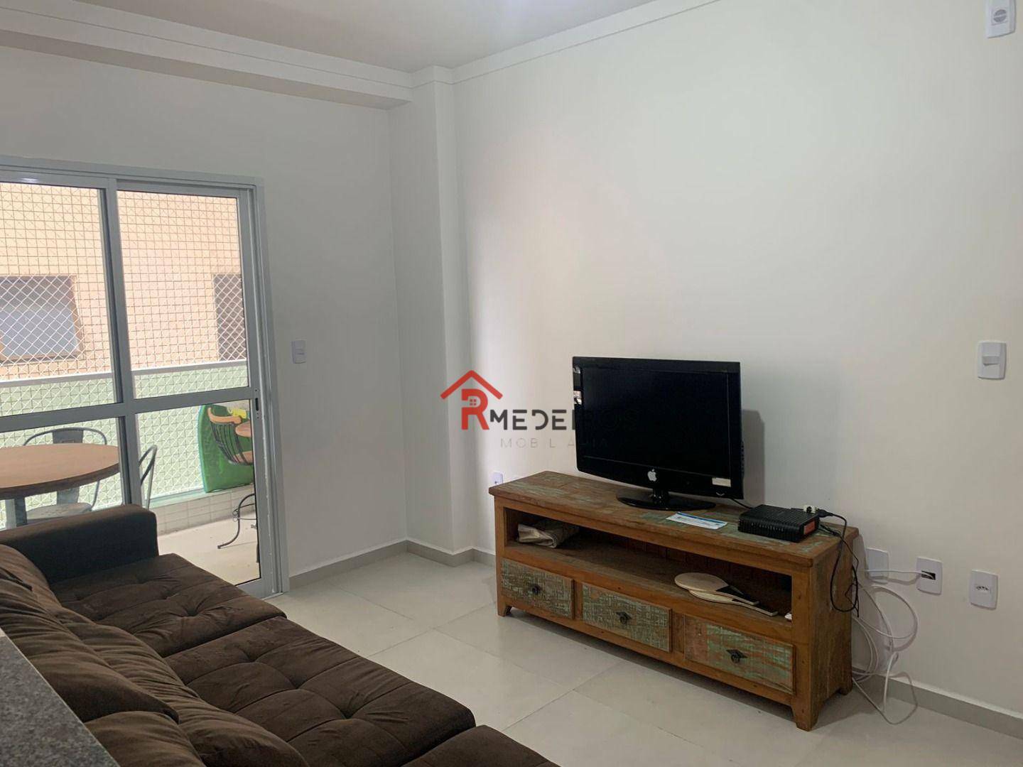 Apartamento à venda com 2 quartos, 65m² - Foto 2