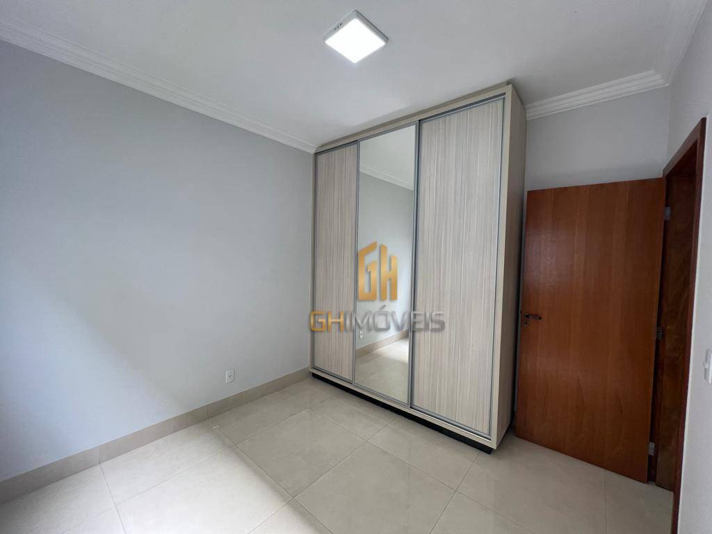 Casa à venda com 3 quartos, 179m² - Foto 12