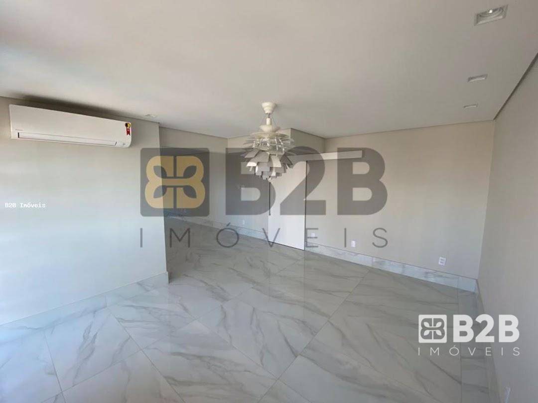 Apartamento à venda com 3 quartos, 207m² - Foto 13