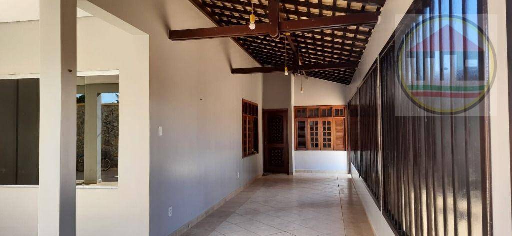 Casa para alugar com 3 quartos, 250m² - Foto 7