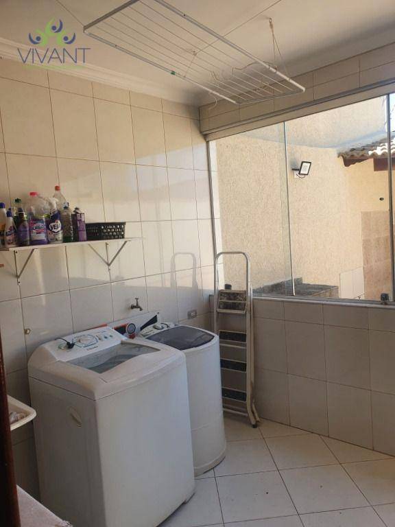 Sobrado à venda com 3 quartos, 200m² - Foto 37