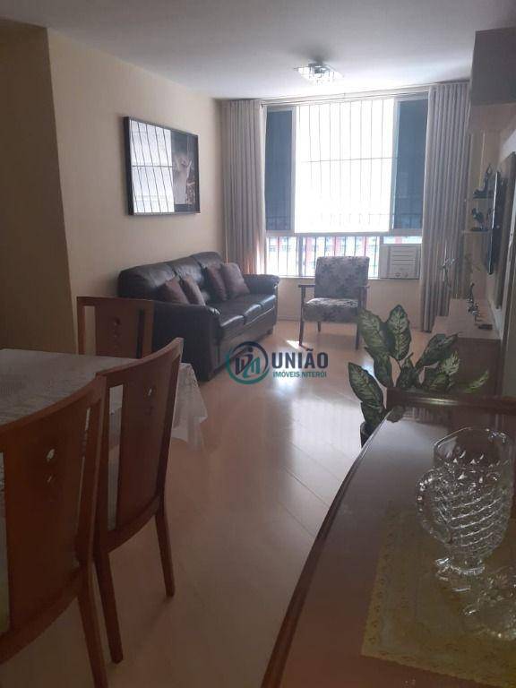 Apartamento à venda com 3 quartos, 80m² - Foto 1