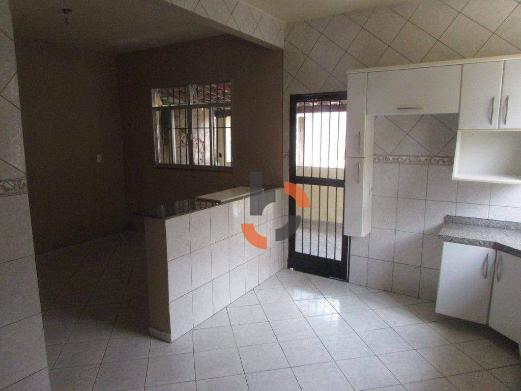 Casa à venda com 2 quartos, 160m² - Foto 16