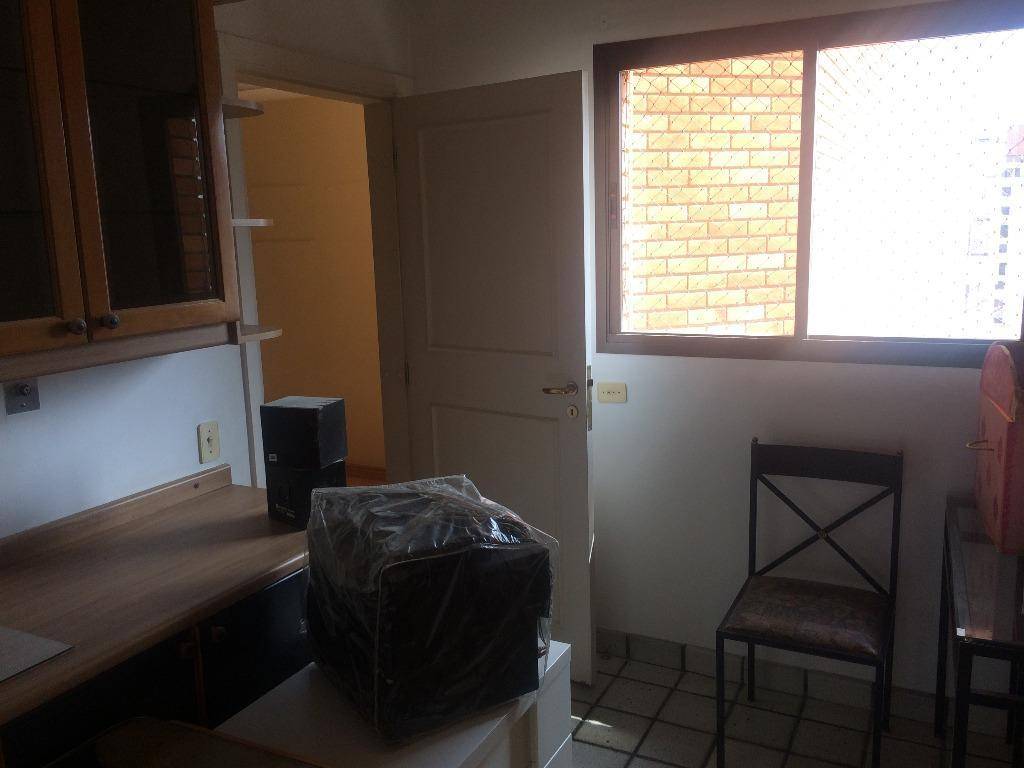 Apartamento à venda e aluguel com 4 quartos, 240m² - Foto 37