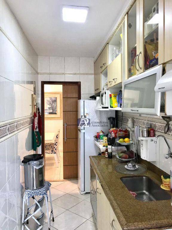 Apartamento à venda com 3 quartos, 70m² - Foto 20