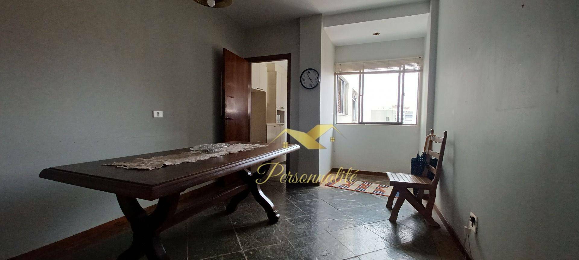 Apartamento à venda com 3 quartos, 176m² - Foto 6