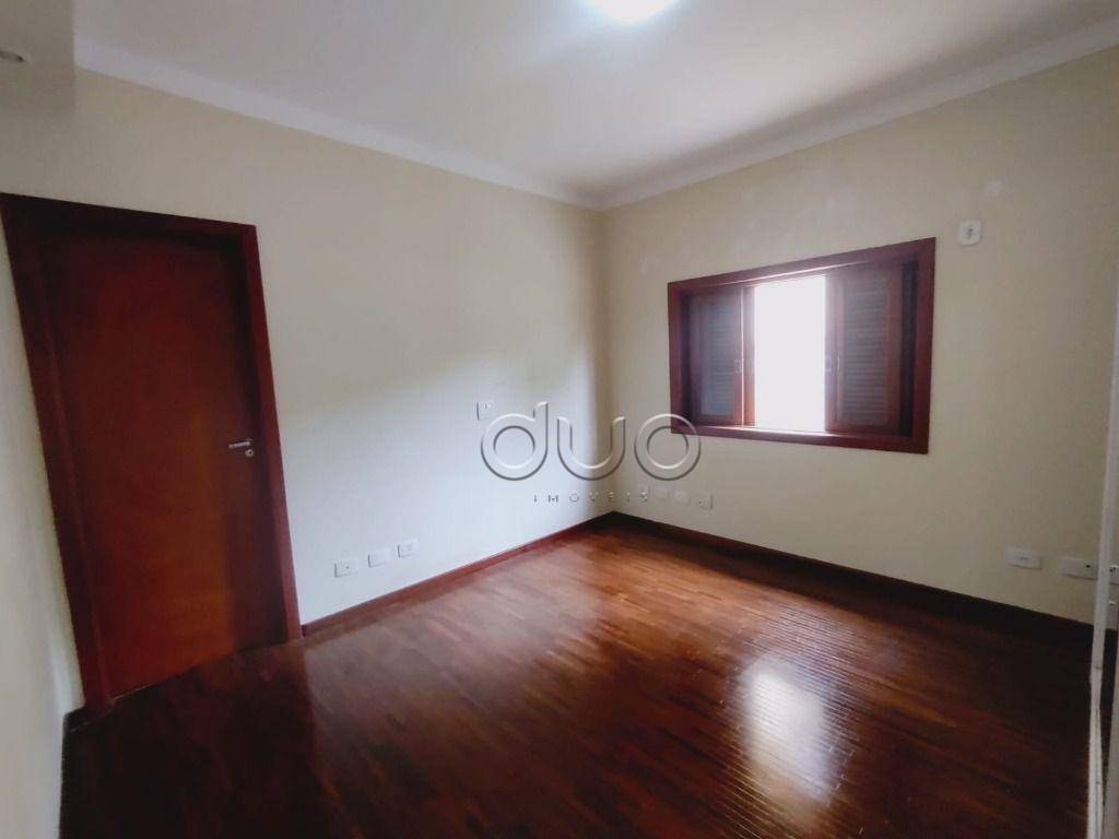 Casa de Condomínio para alugar com 3 quartos, 277m² - Foto 15