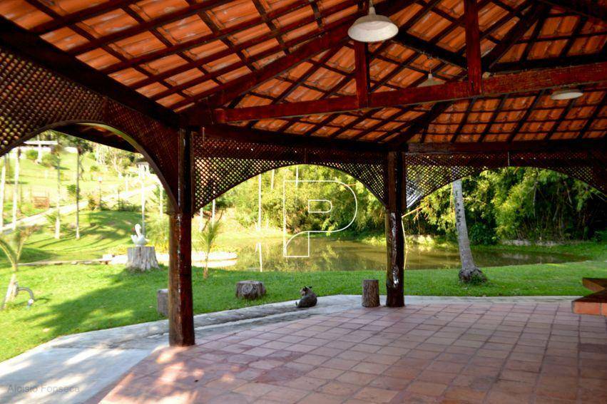 Sítio à venda com 14 quartos, 1800m² - Foto 22