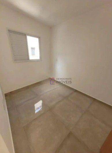 Apartamento à venda com 2 quartos, 64m² - Foto 8