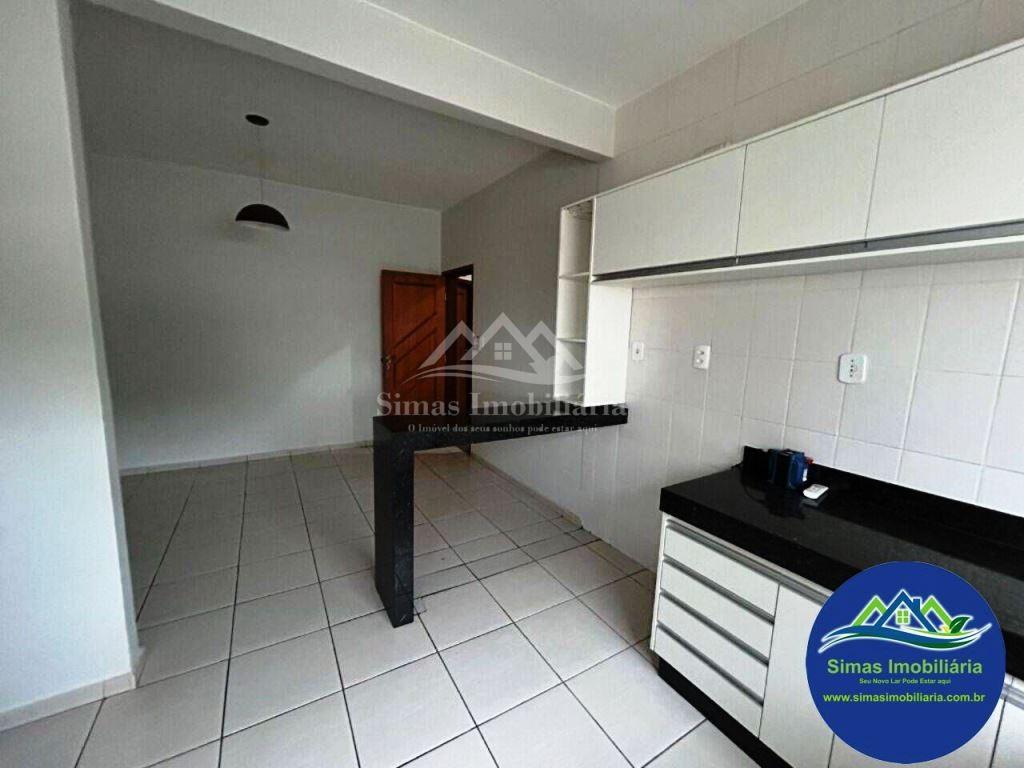 Apartamento à venda com 2 quartos, 66m² - Foto 2