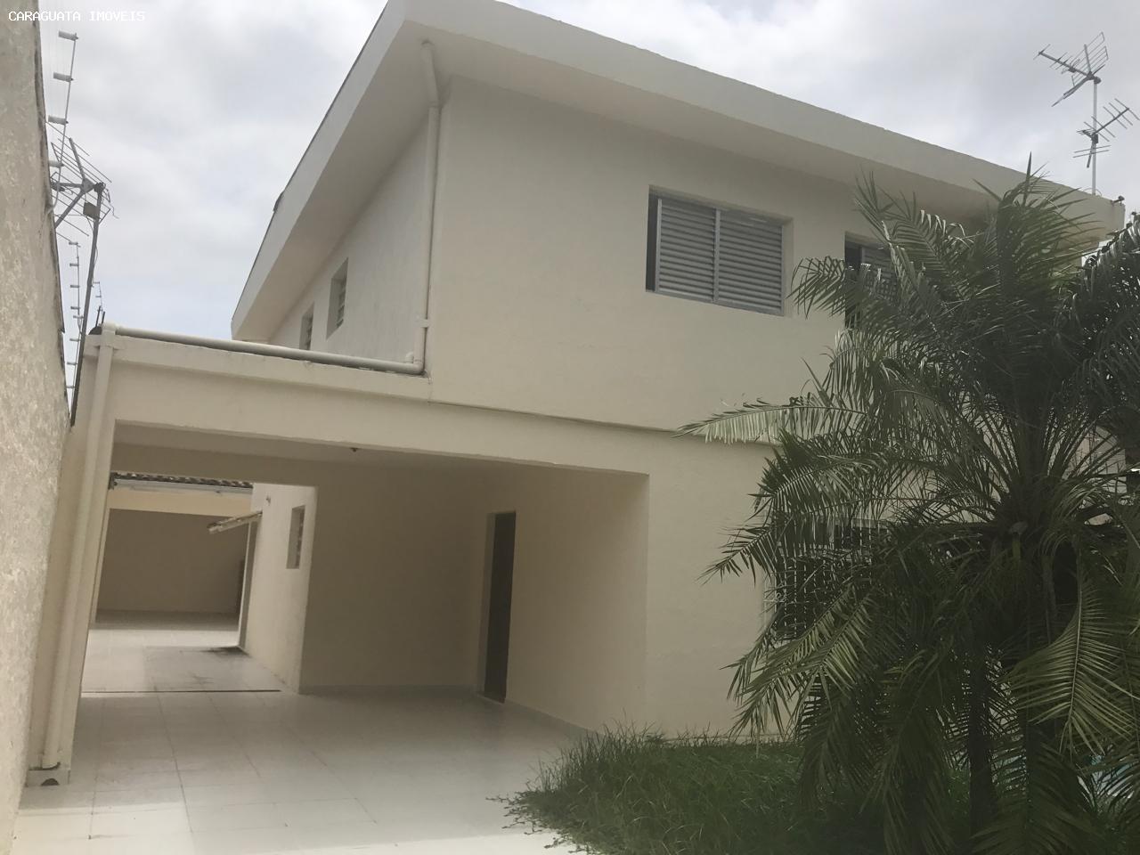 Casa à venda com 4 quartos, 252m² - Foto 1