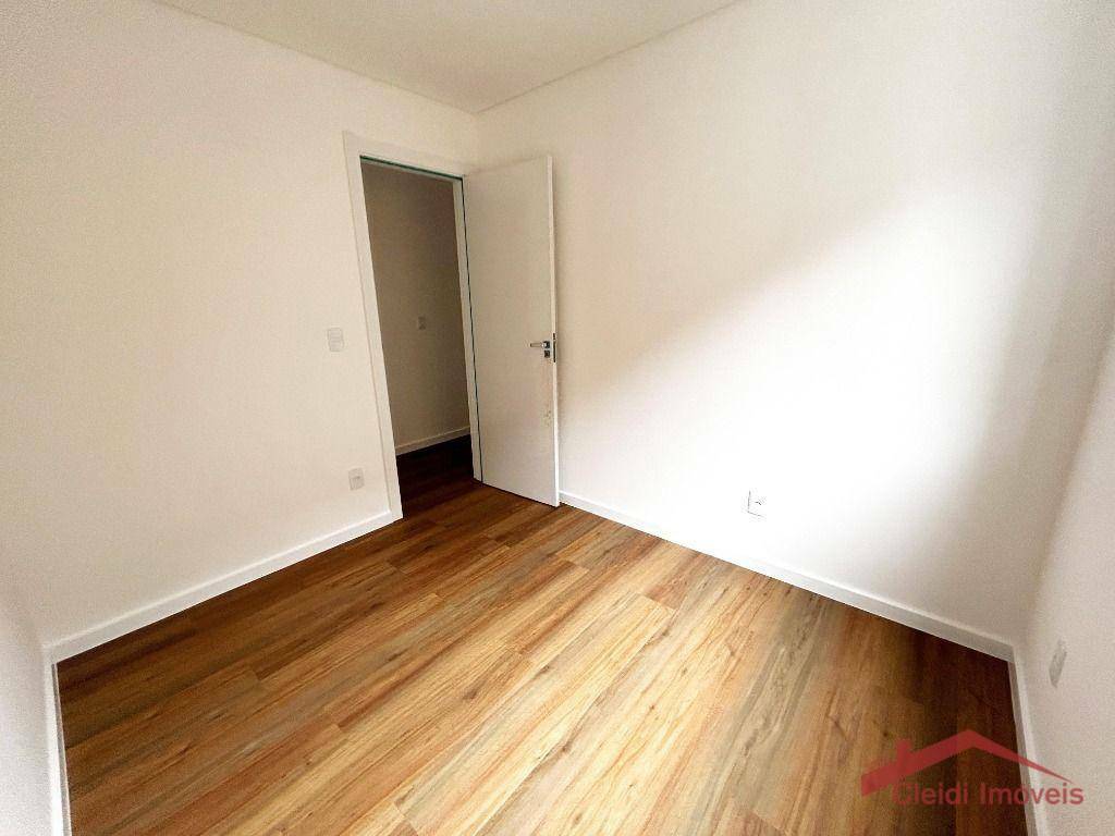 Apartamento à venda com 2 quartos, 58m² - Foto 5