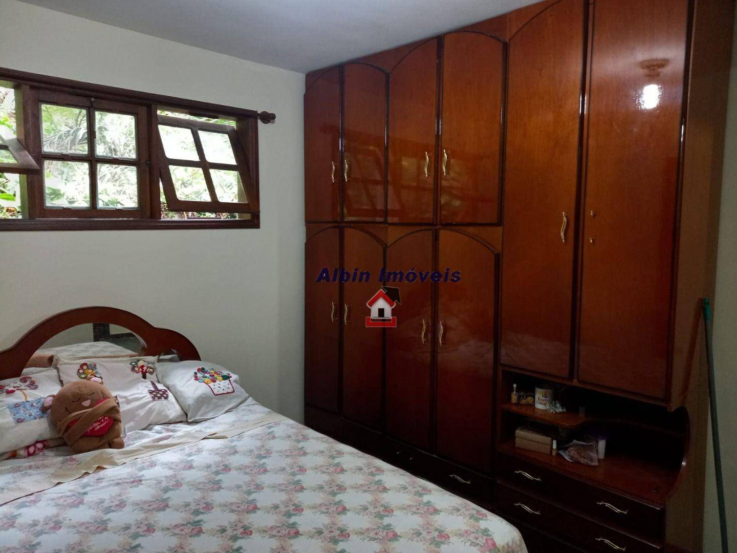 Casa à venda com 4 quartos, 187m² - Foto 17