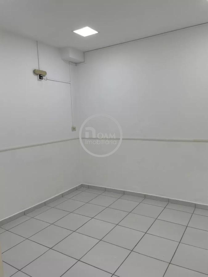 Casa para alugar com 1 quarto, 109m² - Foto 4