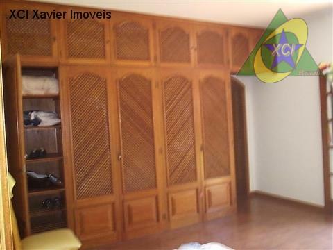 Casa para alugar com 4 quartos, 700m² - Foto 7