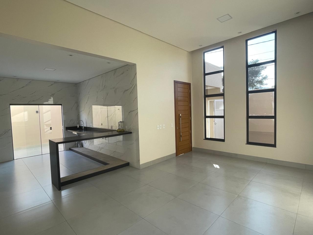 Casa à venda com 3 quartos, 253m² - Foto 5