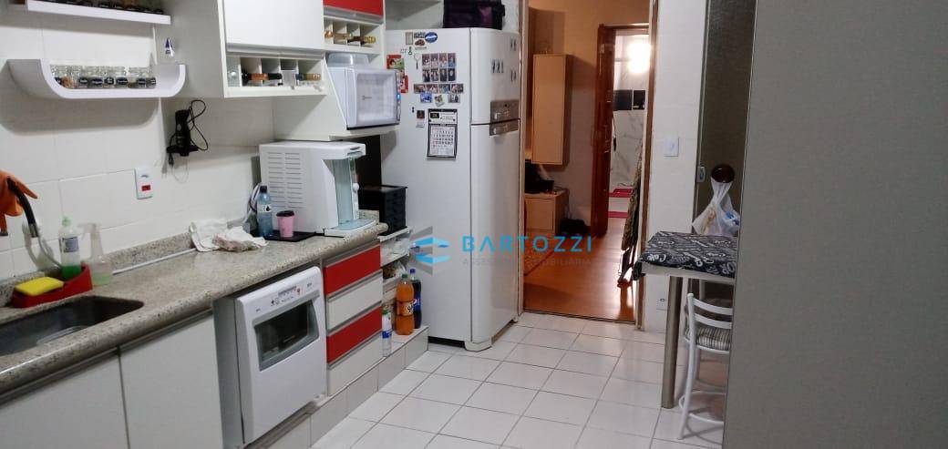 Apartamento à venda com 2 quartos, 100m² - Foto 3