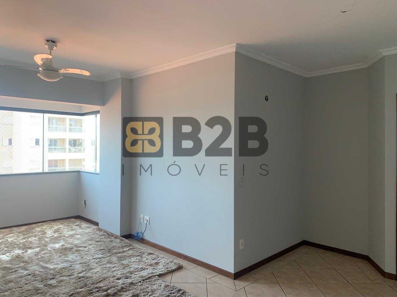 Apartamento à venda com 3 quartos, 110m² - Foto 1