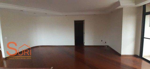 Apartamento à venda com 3 quartos, 214m² - Foto 4